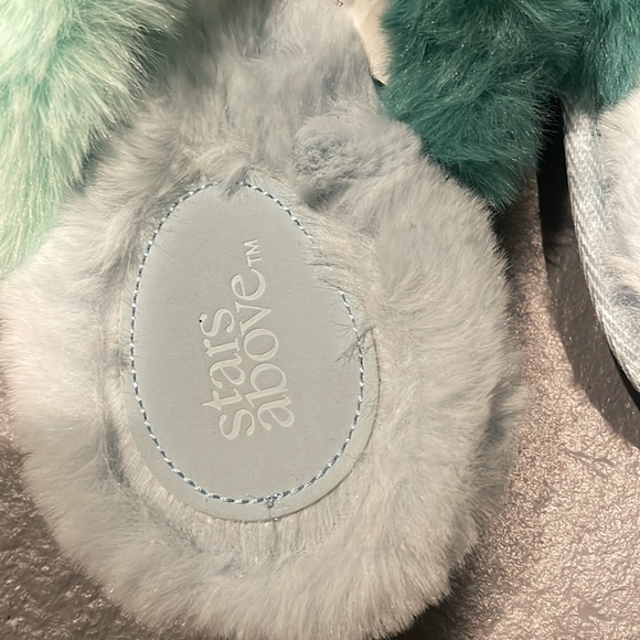 Slippers - Picture 3 of 4